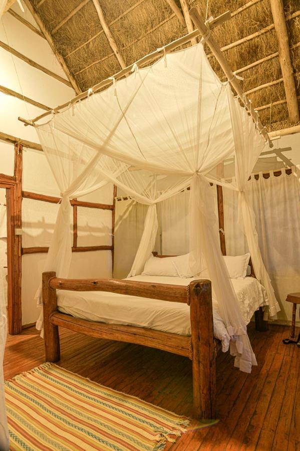 Hotel Kazinga Wilderness Safari Camp Kasese Zewnętrze zdjęcie